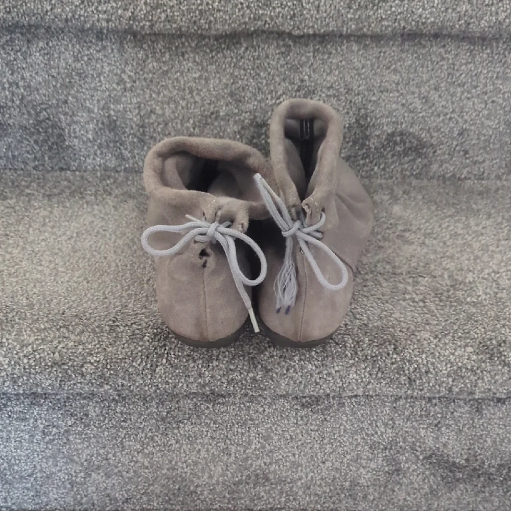 Women's Gray Suede Ankle Boots
